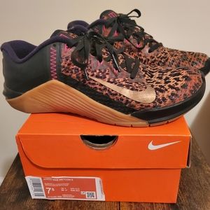 Nike Metcon 6.  size 7.5